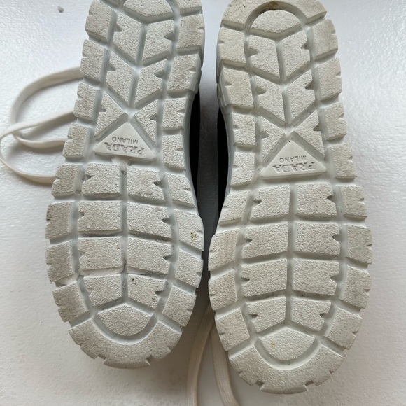 Prada Double Wheel Sneakers-Black - Picture 6 of 6